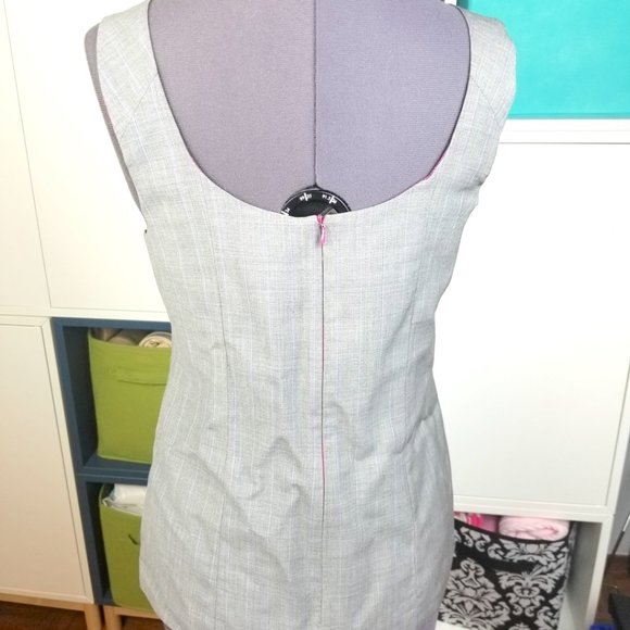 Pinstripe Sleeveless Blouse - Picture 3 of 3